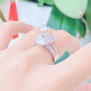 Nhẫn kim cương nữ vàng trắng 18K CH 1258