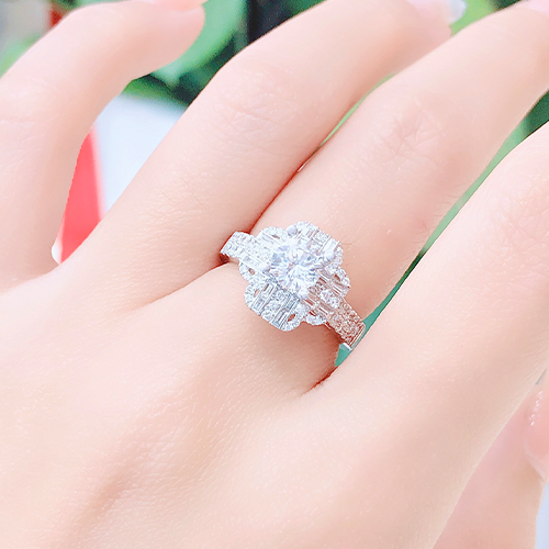 6 4 Nhẫn kim cương nữ vàng trắng 18K CH 0029