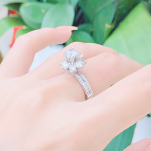 Nhẫn kim cương nữ vàng trắng 18K CH 0128