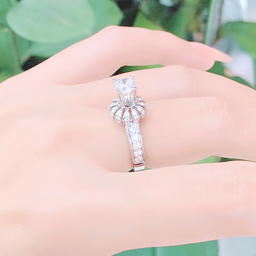 Nhẫn kim cương nữ vàng trắng 18K CH 0136