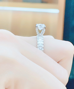 Nhẫn kim cương nữ vàng trắng 18K CH 0206