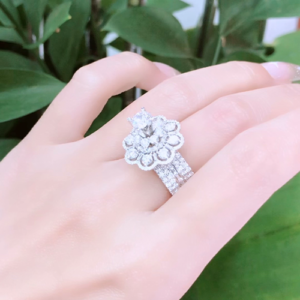 4 2 Nhẫn kim cương nữ Rosalind quyền lực vàng trắng 18K CH 0205