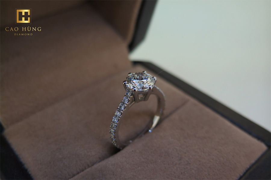 Kim cương 6ly được sử dụng phổ biến để làm nhẫn cưới