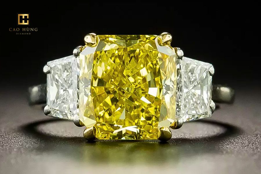 The Vivid Yellow Ring – 16.3 triệu đô la