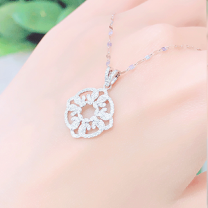 72 Vỏ mặt dây chuyền kim cương Monogram mang ý nghĩa sâu sắc VM: 0007