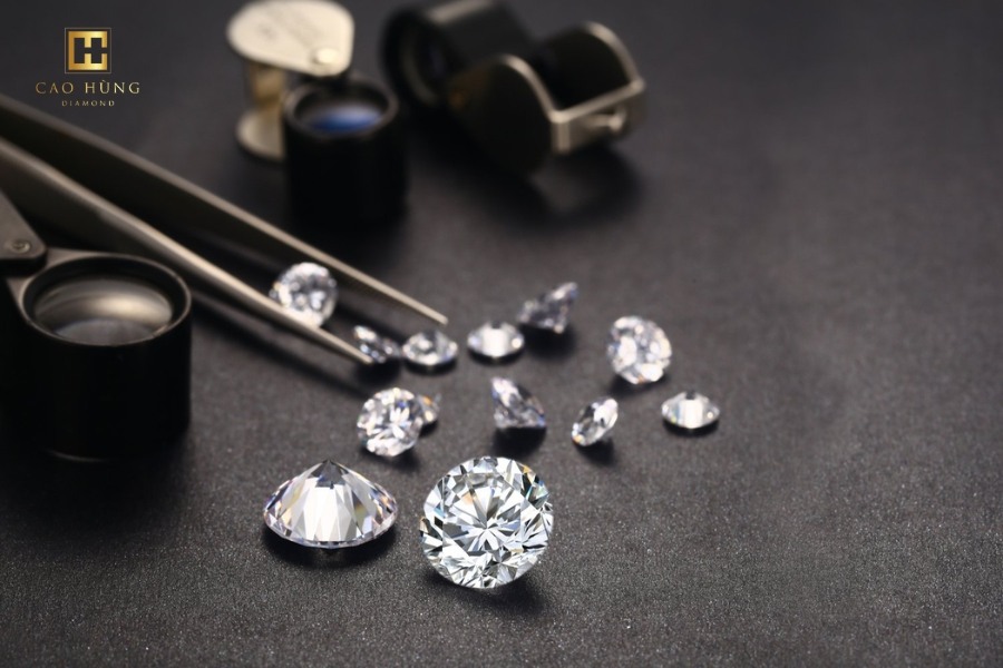 Tùy vào kích thước thì kim cương có giá khác nhau