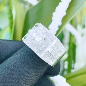 Nhẫn kim cương nam vàng trắng 18k CH N018 lịch lãm