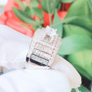 Nhẫn kim cương nam vàng trắng 18k CH N039 thời thượng