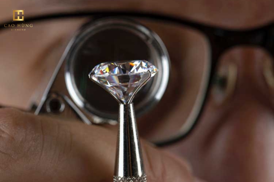 Cách chọn kim cương phù hợp