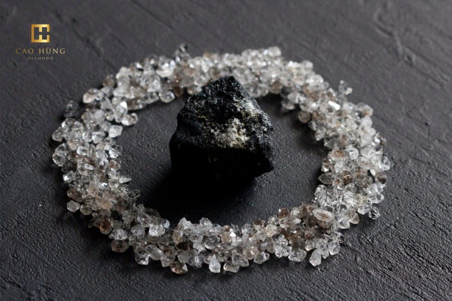 Cách tạo ra kim cương từ than chì