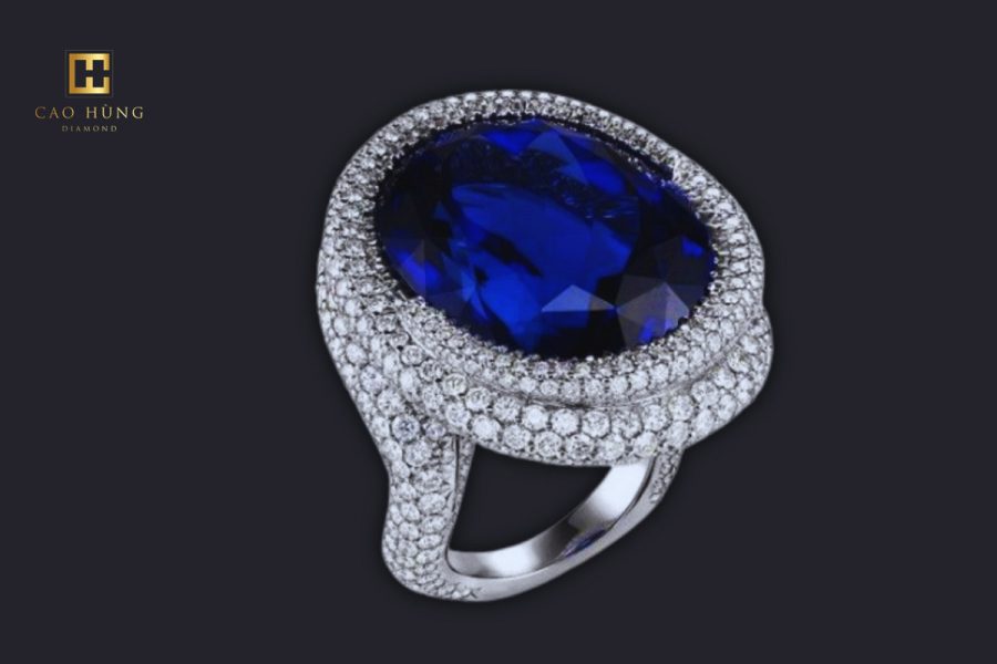Chopard Blue đứng TOP 2 nhẫn kim cương đẹp nhất thế giới