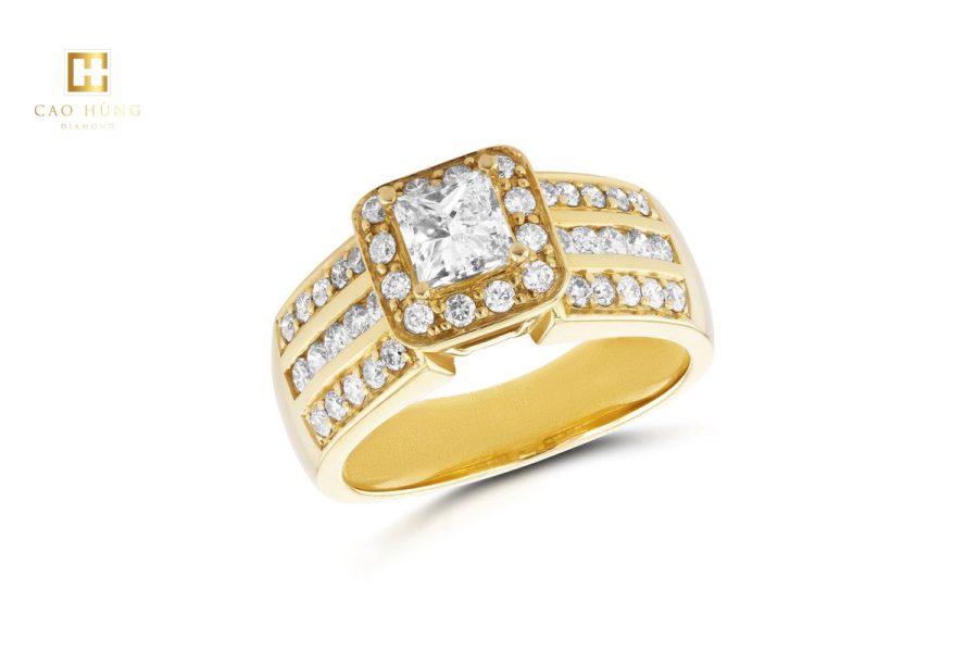 Mẫu nhẫn kim cương Halo thanh lịch và đẳng cấp với giá tham khảo 45.000.000 VNĐ
