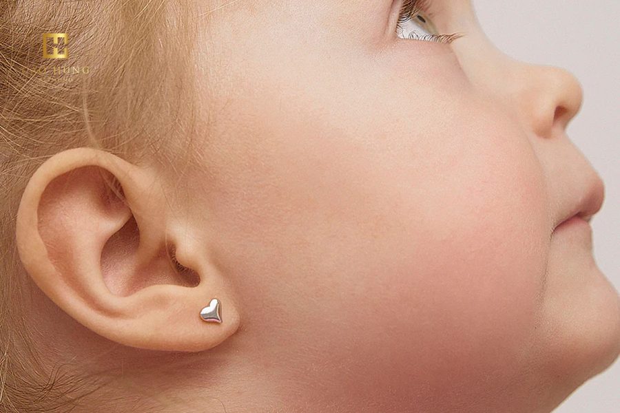 Lưu ý khi chọn bông tai em bé sơ sinh mà phụ huynh cần biết